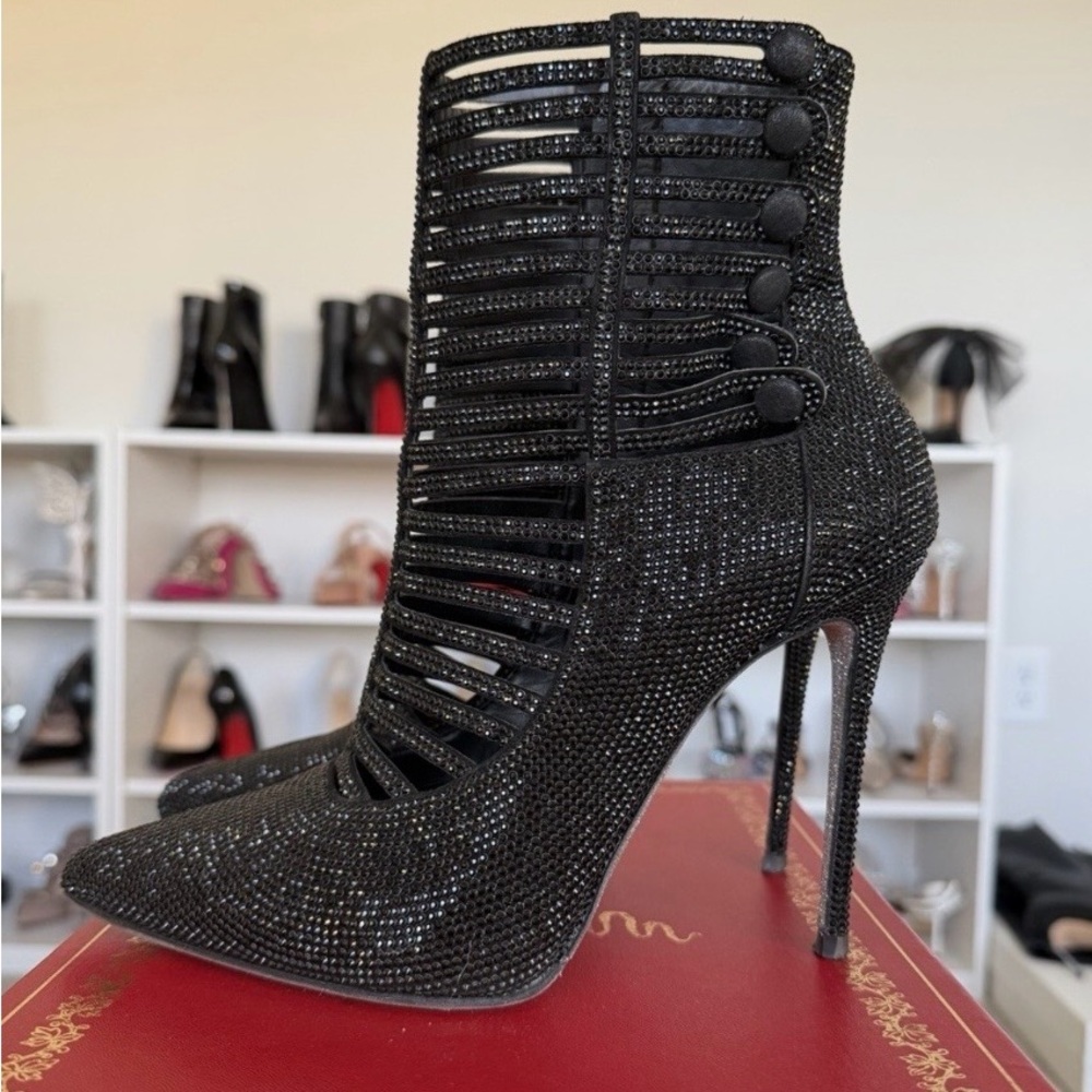 Rene Caovilla Strass booties 39